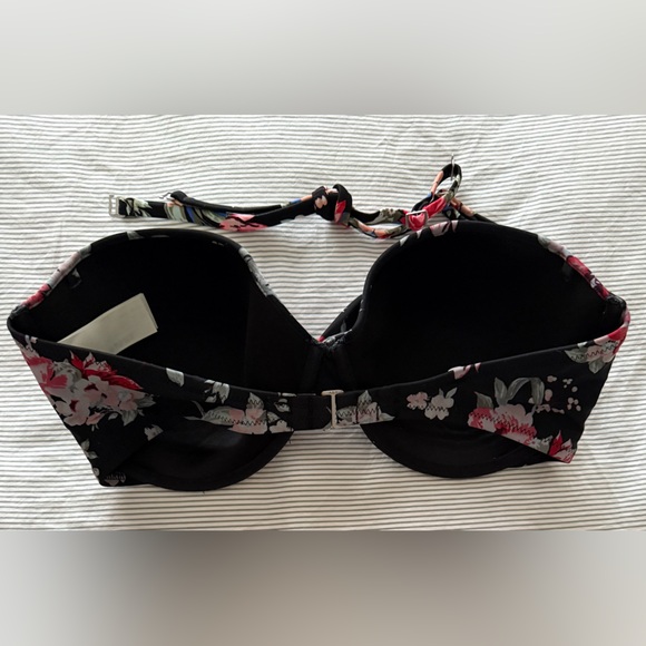 Abercrombie & Fitch Floral Black Bikini Top - Picture 2 of 2